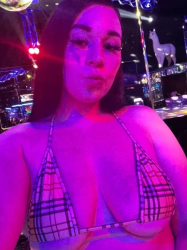 (615)992-6758 is Caucasianand offers nuru massages, asian massage, bodyrubs in Nashville and available for both on rubrankings Hello guys Kyle here in Nashville for an unforgettable weekend!if your looking for a real sexy provider then I’m your gal! 100% real and will verify 
