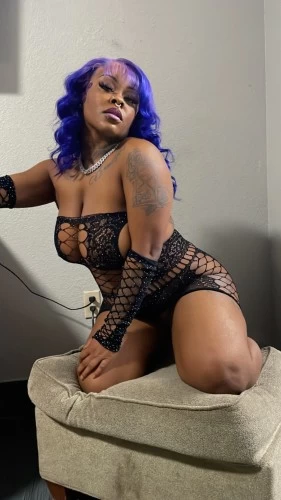 Birmingham BodyRubs Offered By (901)246-5018 | Bodyrubs (901)246-5018 is Blackand offers nuru massages, asian massage, bodyrubs in Birmingham and available for both on rubrankings Hi Gentleman! I am Aysah, I want to cater to your every need! Let me pamper you and give you an experience you are sure to remember! If you are wanting to have a good time with a pretty, intelligent, classy, outgoing, talented woman, than look no further, I can assure you that I am the best at what I do! I am available for incalls , I host in a clean, safe, discreet environment. I am also available for outcalls. I have my own transportation and drive myself to all my outcalls. I will be available all hours of the day and night, my availability varies. Just shoot me a text to inquire about my services babe, if I am available I will text you back at my earliest convenience. Exceptional hygiene is an absolute must! If you aren't capable of being respectful then refrain from contacting me, I only see gentleman! Do NOT send me ANY EXPLICIT text or pics! If you do I will not respond and you will be blocked immediately!! I ask ALL my clients to video verify with me beforehand. If you would prefer not to do so then please don't contact me because this is a requirement of mine in order to schedule a visit with me. ?DONATIONS?
A travel fee may be added to the outcall donation depending on the distance i would have to travel ⛽️??