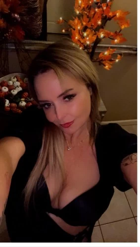 (951)580-8973 is Caucasianand offers nuru massages, asian massage, bodyrubs in Phoenix and available for incall on rubrankings I offer a full body erotic massage for your relaxation. Come and unwind and let me take the stress away. Leaving you ? satisfied!! Let me know how I can help you and your needs!What I offer:Hot Oil Treatment Stone TherapyCupping TherapyManscaping Hot towels at the end In a private location, soft music and candle lighting while you relax. Book today! Please no late requests. I don’t take appointments past 7. Please text. I offer:30 minutes 60 minutes Verification is a must. 