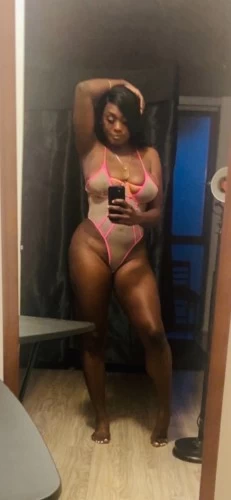 (940)240-7 is 0and offers nuru massages, asian massage, bodyrubs in Chicago and available for outcall on rubrankings 100% real and juicy pussy,I am straight, fun, black, fit, drama free female and am offering amazing oral pleasure. I love to suck and will make sure you orgasm at least twice if not more. I love to give oral pleasure. No reciprocation required. I'm safe, clean and trustworthy. I can visit. real and ready now.Text me  (8159402407)???