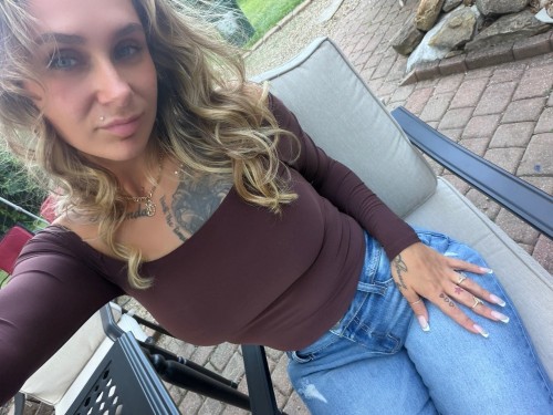 (216)507-1038 is Caucasianand offers nuru massages, asian massage, bodyrubs in Cleveland and available for incall on rubrankings Escape into a world of relaxation and indulgence with my exclusive services, which are tailored to your specific needs. Each session is designed to enhance your experience. I offer a lovely flow of services and preferences tailored specifically for you.
Appointments only - 
Text or call to reserve your spot! 
(216)507-1038
