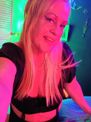 Columbus BodyRubs Offered By (380)283-9408 | Bodyrubs (380)283-9408 is Caucasianand offers nuru massages, asian massage, bodyrubs in Columbus and available for incall on rubrankings I offer a 1hr session full body hot oil massage..leave the stress at the door!!
Available 11am- 7pm 8days
30min
1hr
Text for appointment