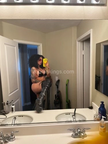 (302)218-0482 is Caucasianand offers nuru massages, asian massage, bodyrubs in Grand rapids and available for both on rubrankings I got a sexy body and charming face with big smile... I look forward to meeting males seeking woman in here for discreet fun, i am open to any suggestions for meeting up just hit me up with message or calls, just be clean, disability free!!! i can host and i can travel.