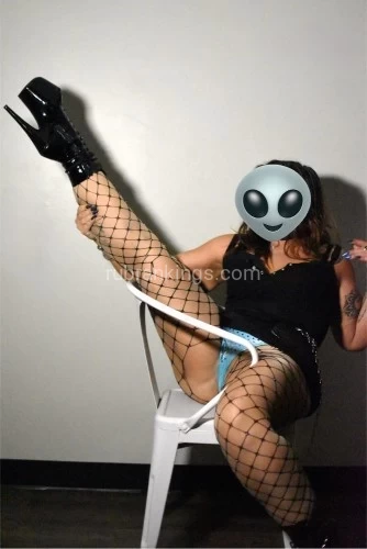 San diego BodyRubs Offered By (858)944-8446 | Bodyrubs (858)944-8446 is Caucasianand offers nuru massages, asian massage, bodyrubs in San diego and available for incall on rubrankings Come pamper yourself ๐โโ๏ธ
Iโm professionally trained in massage, and Iโll have you drooling from the beginning to the end of your session.
All natural, fun, bubbly, soft skin, and cheeky (in a few ways ๐), and am very open minded.
Safe, serene office with plenty of parking and shower available.
FBSM
-$160/hhr
-$200/hr
-$380/90 mins
-$450/120 mins
NURU
-$260/hhr
-$300/hr
-$480/90 mins
Add ons and VIP available. Text me to set up your session today.
If youโd like to schedule, please message me your first name, age, race, desired time, and length of session.
I canโt wait to meet you ๐
Rosemary ๐น