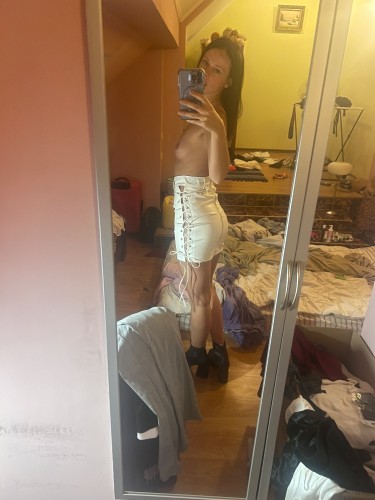 (773)644-0085 is otherand offers nuru massages, asian massage, bodyrubs in Chicago and available for outcall on rubrankings ? About Me ?
I’m a sweetheart with a unique charm , which makes my energy truly special. I believe in connection, comfort, and genuine moments.
❤️I offer sensual massage with a soft, caring touch that helps you relax, escape stress, and feel desired. Every session is about creating warmth, intimacy, and unforgettable emotions.
? Whether you’re a resident or just visiting, I’ll make sure your time with me feels personal, relaxing, and deeply enjoyable.                                                                                      
