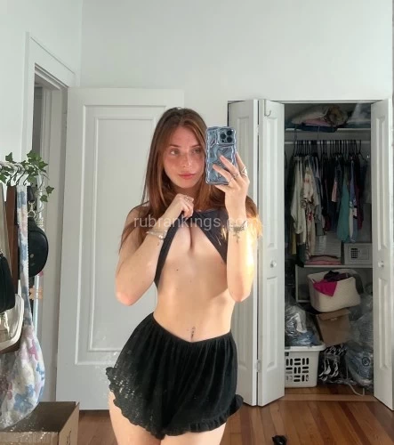 (813)849-3911 is Caucasianand offers nuru massages, asian massage, bodyrubs in Portland and available for both on rubrankings I’m lizzy have been a massage therapist for 4 years and have help my clients feel better after massage treatments.
I become a massage therapist because as a manicurist for over 2 years I was told my hand felt amazing and I should do massage for clients.So I did enjoy having a client that has been to doctor and still feels pain after seeing me the pain is finally gone.I offer Chronic back and neck,Swedish,NURU massage with happy ending,car meet,shower ,neuromuscular,sports and so on. Book now to for a rejuvenation escape without having your space .. NO UPFRONT PAYMENT.You can text me @ (813)849-3911
Instagram :@rosev0543
Zangi no: 61-3868-5235