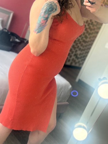 Nashville BodyRubs Offered By (615)647-4904 | Bodyrubs (615)647-4904 is Caucasianand offers nuru massages, asian massage, bodyrubs in Nashville and available for incall on rubrankings 615 647 4904
Fresh ON the block 🙃
I’m taking a little step outside my comfort zone and making my debut on here. While I may be new to posting, I’m definitely not new to knowing how to have a good time. I’m spunky, energetic, playful, and just the right amount of flirty—and I’m excited to meet some new people and let my adventurous side come out to play.
Discretion is extremely important to me, and I value privacy and professionalism. I’m looking for someone who understands that and will offer the same consideration in return. Respect goes both ways, and I believe the best experiences start with genuine chemistry, good manners, and treating each other well.
I might be a little shy about putting myself out there at first, but don’t let that fool you... I’m much more confident once the door closes. 😉 I’m playful, open-minded, and eager to make our time together exciting, relaxed, and memorable.
If you’re intrigued by someone fresh to the scene , a woman who’s stepping out of her shell while bringing plenty of personality, energy, and a mischievous spark with her, come say hello. 💕