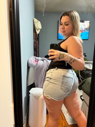 (563)216-2359 is Mixedand offers nuru massages, asian massage, bodyrubs in Seattle and available for both on rubrankings 
I am a licensed and certified massage therapist, providing a sensual and deeply relaxing full-body rub. This service is tailored for a relaxed personal experience rather than therapeutic treatment. You'll have the option to dress down to your comfort level, and draping is entirely optional.
My services indulge in varieties of massage options including 🥰 Nuru, Golden Shower, Deep Tissue, Sports Therapeutic, Sensual, Prostate, Swedish, and Hot Stone massages. ❤️ Experience a discreet and sensual rubdown. ❤️ Enjoy the Milking Table Experience, Riding The Wave, Riding The Wave & B2B, Tantric Lingam Massage, and VIP Nuru Experience. ❤️ Rest assured, my top priority is providing exceptional customer service in a clean and comfortable environment, using the best techniques and offering the highest quality service with the best attitude for an unforgettable experience.

(INCALL)
My private location, situated in a secure residential area within a safe neighborhood, emphasizes your safety and comfort. It features a private massage chamber, facial equipment, massage table and chair, bathing facilities, jacuzzi, and VIP luxuries. ❤️❤️

(OUTCALL)
For mobile services, I accompany myself with my table, guaranteeing promptness and great flexibility to arrive at your location promptly for your scheduled appointment. ❤️❤️❤️

Feel free to text me: (563)-216-2359

Signal—:::: @daisy_01.68

Attention: GOOD HYGIENE IS A MUST OR I WILL TURN YOU AROUND AT THE DOOR..GAME PLAYERS WILL BE BLOCKED