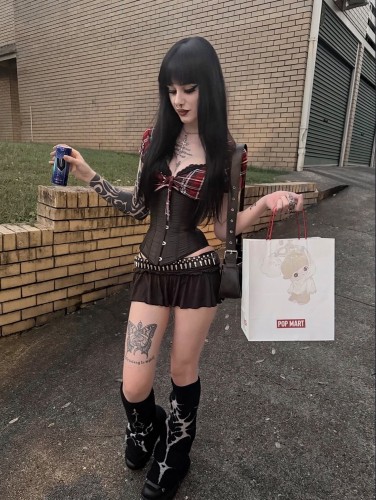 (352)804-9676 is Caucasianand offers nuru massages, asian massage, bodyrubs in Phoenix and available for both on rubrankings I’m your perfect mix of sweet & nasty Gothic girl , the kind of girl who loves great sex, loves to please, and knows how to keep you coming back for more 😈. From sloppy blowjobs 👅💋, sucking your balls, to sitting on your face until you can’t breathe 💦🍑 I’ll make every moment unforgettable.

No drama, no games just pure passion and satisfaction..I can be dominant sometimes, only real gentlemen who know how to treat a sexy woman right.

Available 24/7 to make your fantasies reality💄✨.Hit me oo up, let’s play. 
CONTACT ME ‪: +1 352-804-9676
Telegram : @pink867
Signal : @ladysilk.85
✨ Appointments are available by booking only confirming date & time ensures a seamless, private, and secure experience..