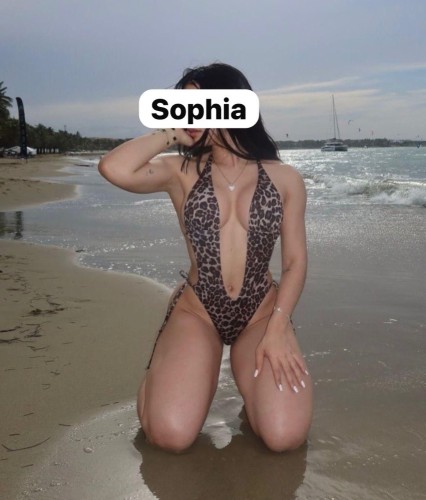 (346)649-7598 is Latinoand offers nuru massages, asian massage, bodyrubs in Houston and available for both on rubrankings kMasajes sensuales latina
