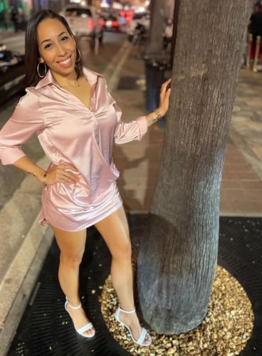 Miami BodyRubs Offered By (213)280-4008 | Bodyrubs (213)280-4008 is Mixedand offers nuru massages, asian massage, bodyrubs in Miami and available for both on rubrankings I am rebecca a licensed massage therapist, I’m 41 years old. I offer both hookups and full-body massages, focusing on delivering a sultry and deeply relaxing experience. My priority is your comfort and satisfaction. In a 🍎serene and inviting setting, I utilize effective techniques and a smooth, rhythmic flow to ensure a calming and therapeutic massage session.
I've been giving massages for over 3 years and still very much love what I do! NO PIMP I work on my own
Thee best massage creme, proper equipment for any modality of massage, knowledge of all massage techniques performed, also a treatment plan if requested. If you just need someone to talk to while you're getting rubbed down, I'm a great listener, I do not judge, and l'll be sure to ease your mind as well as body. I provide all kinds of massage and BODYRUBS with happy ending . For both outcall service and incall. l'm clean, nice, friendly, Accommodating, and as discreet as you want. Soft delightful skin, beautiful face and a natural body.
Text: 2132804008
WhatsApp:213-280-4008
Zangi:94-8667-9842
Signal:@rebeka77.47