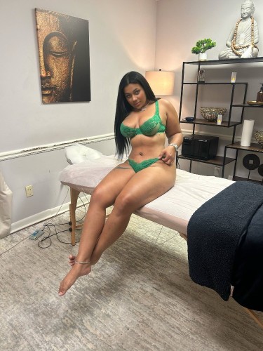 (404)596-6700 is Blackand offers nuru massages, asian massage, bodyrubs in Atlanta and available for  on rubrankings Meet Star 🌟 Now accepting bookings!

When booking, please be sure to include:
✨ My name: Star
✨ Your preferred session length: 15,30, 60, 90 minutes
✨ Your preferred date & time

Serious inquiries only. Come relax, unwind, and enjoy some much-needed one-on-one time. 💋 Protection a must!!!