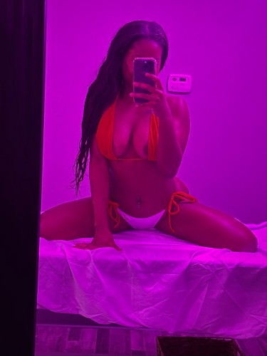Houston BodyRubs Offered By (713)925-2806 | Bodyrubs (713)925-2806 is Blackand offers nuru massages, asian massage, bodyrubs in Houston and available for incall on rubrankings Enjoy a peaceful, personalized experience designed to promote relaxation, ease everyday muscle tension, and leave you feeling refreshed and euphoric.
Galleria area *Richmond Ave and Westheimer*
Clean, safe, and comfy environment
Same day appointments available
Text:(713)-925-2806
180 plus tips appreciated