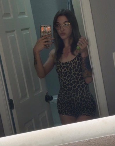 (346)923-7978 is Caucasianand offers nuru massages, asian massage, bodyrubs in Phoenix and available for both on rubrankings Hi babe come spend some time with me I’m in town a few days I’d love to get acquainted 
Good hygiene is a must 
Video call verify 