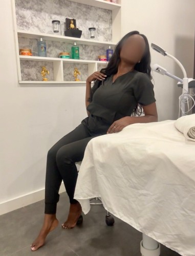 Miami BodyRubs Offered By (954)751-2298 | Bodyrubs (954)751-2298 is Blackand offers nuru massages, asian massage, bodyrubs in Miami and available for incall on rubrankings Upscale Body Rub in Deerfield Beach
Step into a private, thoughtfully curated space where quality body rub meets genuine attention to detail. I’m Maya, offering a refined, personalized experience in Deerfield Beach. My approach is calm, attentive, and focused on creating a sense of ease from the moment you arrive. Each session is tailored with care, designed to help you unwind, reset, and feel fully taken care of in a comfortable, private setting.
Incall takes place in a quiet private business studio, not a public spa.
This is a more intentional experience for those who value discretion, consistency, and high-quality touch.