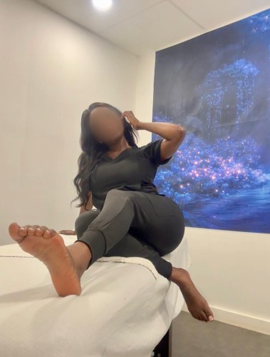 Miami BodyRubs Offered By (954)751-2298 | Bodyrubs (954)751-2298 is Blackand offers nuru massages, asian massage, bodyrubs in Miami and available for incall on rubrankings Upscale Body Rub in Deerfield Beach
Step into a private, thoughtfully curated space where quality body rub meets genuine attention to detail. I’m Maya, offering a refined, personalized experience in Deerfield Beach. My approach is calm, attentive, and focused on creating a sense of ease from the moment you arrive. Each session is tailored with care, designed to help you unwind, reset, and feel fully taken care of in a comfortable, private setting.
Incall takes place in a quiet private business studio, not a public spa.
This is a more intentional experience for those who value discretion, consistency, and high-quality touch.