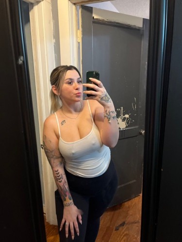 (563)216-2359 is Mixedand offers nuru massages, asian massage, bodyrubs in Houston and available for both on rubrankings AN ENJOYABLE ENCOUNTER THAT WILL ENHANCE YOUR DAY 😋🍆
Body Type
Curvy
Ethnicity
Mixed
Service Locations
Both

APPROVED 
I am a licensed and certified massage therapist, providing a sensual and deeply relaxing full-body rub. This service is tailored for a relaxed personal experience rather than therapeutic treatment. You'll have the option to dress down to your comfort level, and draping is entirely optional.
My services indulge in varieties of massage options including 🥰 Nuru, Golden Shower, Deep Tissue, Sports Therapeutic, Sensual, Prostate, Swedish, and Hot Stone massages. ❤️ Experience a discreet and sensual rubdown. ❤️ Enjoy the Milking Table Experience, Riding The Wave, Riding The Wave & B2B, Tantric Lingam Massage, and VIP Nuru Experience. ❤️ Rest assured, my top priority is providing exceptional customer service in a clean and comfortable environment, using the best techniques and offering the highest quality service with the best attitude for an unforgettable experience.

(INCALL)
My private location, situated in a secure residential area within a safe neighborhood, emphasizes your safety and comfort. It features a private massage chamber, facial equipment, massage table and chair, bathing facilities, jacuzzi, and VIP luxuries. ❤️❤️

(OUTCALL)
For mobile services, I accompany myself with my table, guaranteeing promptness and great flexibility to arrive at your location promptly for your scheduled appointment. ❤️❤️❤️

Feel free to text me: (563)-216-2359

Signal—:::: @daisy_01.68

Attention: GOOD HYGIENE IS A MUST OR I WILL TURN YOU AROUND AT THE DOOR..GAME PLAYERS WILL BE BLOCKED