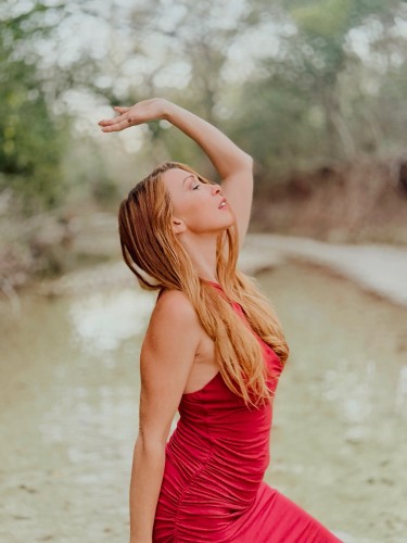 Austin BodyRubs Offered By (512)693-9120 | Bodyrubs (512)693-9120 is Caucasianand offers nuru massages, asian massage, bodyrubs in Austin and available for incall on rubrankings Come experience a breath of fresh air, a warm and lengthy embrace, with a playful sensual goddess.