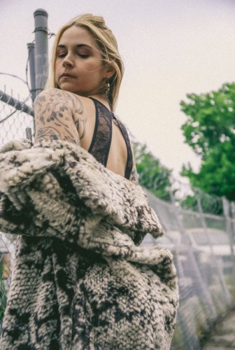 Portland BodyRubs Offered By (512)484-6128 | Bodyrubs (512)484-6128 is Caucasianand offers nuru massages, asian massage, bodyrubs in Portland and available for both on rubrankings What can we get up to? Shower fun together, full B2B body slides, doggy-style adventures, busty party vibes, BBBJ, 69, anal, rimjobs, bareback, blowjobs, sweet GFE, swallow, deep erotic massages, couples sessions, threesomes, slippery Nuru magic, creampies, and a little Greek on the side…
All three holes are open for business, so don’t just keep scrolling come get the unforgettable experience you actually deserve.