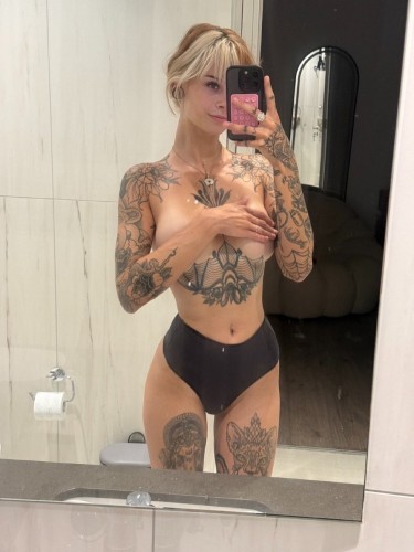 Huntington BodyRubs Offered By (305)927-0634 | Bodyrubs (305)927-0634 is Caucasianand offers nuru massages, asian massage, bodyrubs in Huntington and available for both on rubrankings Hey gentlemen, I'm Luxury. I'm the most luxurious woman to have a great
experience with. Not only am I gorgeous, I'm a fun time that will have you
wanting to come back for more. Don't
miss out on a top notch experience💋
✨Independent upscale provider✨
✨Incall and outcall available (coming to me or me going to you)✨
✨I am 5'2
✨Extremely clean at all times✨
✨Nails and feet are always done✨
✨Content and Facetime shows are also available✨
TEXT ME ON : 13059270634
EMAIL : caitlynjones387@gmail.com
TELEGRAM : @Caitlyn_Joness
SIGNAL : 13059270634
IMESSAGE : 13059270634