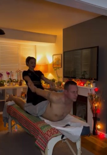 Jacksonville BodyRubs Offered By (470)394-2386 | Bodyrubs (470)394-2386 is asianand offers nuru massages, asian massage, bodyrubs in Jacksonville and available for both on rubrankings Hey friends, I offer sensual, therapeutic, nuru massage. Hit me up if you want stress relieve and unforgettable body rubs. YES, I do offer FS!, shower is available 🌹Clean Linens, candles, music and nice ambience for your relaxation. I offer both incall & outcall and happy ending. Text me on 4703942386