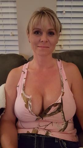 Las vegas BodyRubs Offered By (702)295-8725 | Bodyrubs (702)295-8725 is Caucasianand offers nuru massages, asian massage, bodyrubs in Las vegas and available for outcall on rubrankings Do you seek to secure the time and of a mature lady whos ever so sexy?
That's me!
Id like to show you how some women are blessed by time.
I like to make my experience count
Call an older woman tonight:)
Lovely Debbie
702-294-8725