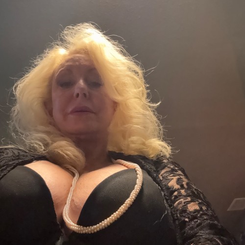 (619)881-7925 is Caucasianand offers nuru massages, asian massage, bodyrubs in San diego and available for incall on rubrankings Hello, I’m Corianna! 
Are you ready for an unforgettable experience? The Jacuzzi is HOT and available MON-FRI for both morning and afternoon sessions. Don’t miss out – book early!
Before reaching out with questions, please explore my website at 
www.sandiegointimatemassage.com. Everything 
you need to know is right there!  
Discover the various sessions tailored just for you, complete with glowing reviews.
As an independent provider with 13 years of expertise in sensual and erotic massage, as well as life coaching, I offer everything you desire for your dream massage. My TER reviews speak to the quality and satisfaction of my services.
Indulge in my luxurious offerings: 
- Jacuzzi
- Aroma Therapy
- Steamy Shower
- Hot Oil
- Hot Towels
- Warm Table
- Intimate Massage  
- FBSM: A 1-hour sensual healing massage.
Imagine being pampered by a sexy, mature GILF hot blonde who understands precisely what you need. I pride myself on being sensitive to your desires and fostering a genuine connection with you.
Enjoy the comfort of a private residence, complete with a private Jacuzzi and safe, private parking. 
Choose a 60-minute session or elevate your experience with the Jacuzzi session (90 min – it’s HOT!!!).
Experience the MBW session for 60 minutes, where we start with you comfortably leaned back in a chair as I massage your shoulders from behind… and trust me, you’ll want to discover the rest!
I can't wait to hear from you! If you text, please leave your name and age. 
I love pampering and pleasing clients, and I’ve been told I go the extra mile for everyone I meet—that’s why you keep coming back! 
To book an appointment, remember to call two hours in advance, or reach out after 8 AM for same-day appointments. I will pamper and spoil you like no other! 
Come visit me! 
Corianna 💖 