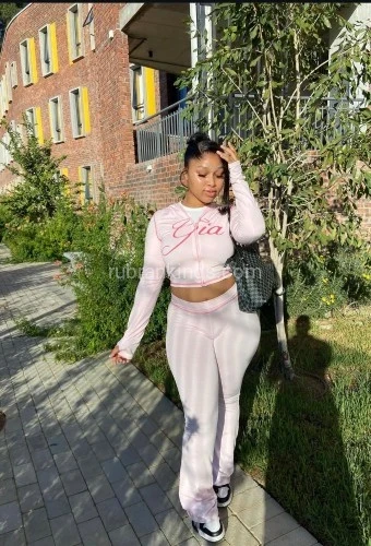 (214)795-0436 is Caucasianand offers nuru massages, asian massage, bodyrubs in Boise and available for both on rubrankings I love connecting with sensual gentlemen who are open to giving and receiving genuine depth and care. I’m highly trained in body work, tantra, and other healing arts. I absolutely adore the work of opening ourselves together and supporting you.
You will feel at home in my clean, cozy, candle-lit, private residential space (shower available) I am also available for outcall.

~~~~~OFFERINGS~~~~~

*Massage
$200 for 1hour
$300 for 90mins
$400 for 2hours


*Domination, fetish, duo/four hands, upgrades, and more intimate desires are all welcome

*Outcall
Additional consideration depending on location


~~~~~FAQ~~~~~

*Where are you located?
I’m located close to downtown.

*House, hotel, or apartment?
I host out of my private residence. It is a private apartment.

*Do you offer outcall?
Yes. Outcall is an additional consideration depending on your location.

*Are you a cop?
No. I have an abundance of reviews and  ads on every major ad platform stamps my legitimacy.

*Are the photos really you?
Yes. I have an abundance of reviews and  ads on every major ad platform I use real, recent, accurate photos.


*Are you independent?
Yes, 100% independent

*Do you have a shower?
Yes