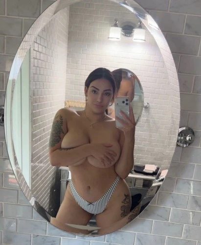 (979)330-3266 is ethnicity_otherandoffers nuru massages, asian massage, bodyrubs in Houston and available for service_location_incallon rubrankings Llámame ahora para hacer tu cita ven a relajarte 