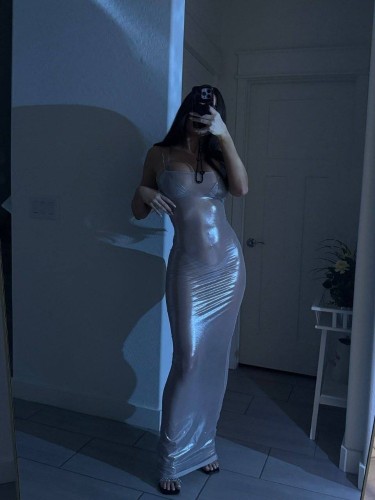 (206)501-1318 is Caucasianand offers nuru massages, asian massage, bodyrubs in Chicago and available for incall on rubrankings Shh... can you hear it? That’s the sound of your desire. 🖤 I invite you to a place where time stands still and your senses are heightened to the limit. My massage isn't just about relaxation; it’s an erotic journey, and I am your guide. ✨ I’ll whisper in your ear as my palms glide over your thighs, making every muscle tremble with anticipation. 🫦💎 No boundaries—just pure ecstasy and the heat of our bodies. Let me strip away not just your fatigue, but everything else, too... 🤫🌹 Your deepest fantasy is ready to become reality. See you in a cloud of passion... 🥂👣