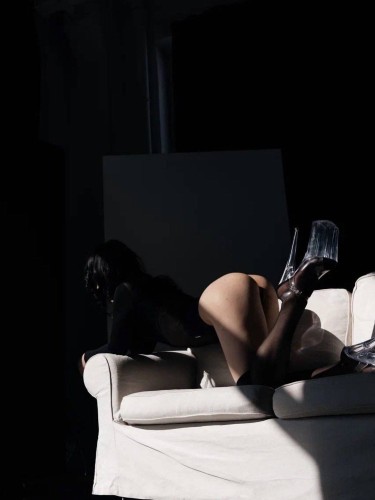 (646)351-3147 is Caucasianand offers nuru massages, asian massage, bodyrubs in Los angeles and available for incall on rubrankings ✦ ───── ✨ ───── ✦

✨ Experience pure bliss... ✨
Forget the ordinary. The legendary Nuru technique awaits you—a dance of two bodies in an ocean of tenderness. 🌊

💎 Your journey of renewal includes:

🧴 Authentic Nuru gel: for a glide that is incredibly long-lasting and gentle.
🔥 Body-to-body (B2B) contact: my warmth becomes yours.
💆‍♂️ Complete release of tension and stress.
🦢 Unforgettable sensations. 🦢
Just you, me, and a feeling of absolute weightlessness. Indulge in the luxury of melting into my embrace.

✨ I look forward to sharing a session of pure pleasure with you: 🏡
🌊 🧴 🧴 💆‍♂️ ✨ 🦢 🕯 🐚 🤍 🎐 🧴 🌊