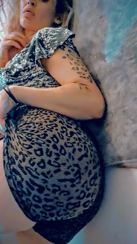 (619)800-3776 is Caucasianand offers nuru massages, asian massage, bodyrubs in San diego and available for both on rubrankings Sometimes you don’t need another appointment—you need an escape from the usual.

I’m Mia Veda: a petite, naturally curvy blonde with artful tattoos, an expressive personality, and a playful energy that makes conversation feel effortless. I bring together wellness, movement, laughter, and genuine one-on-one companionship for a relaxed experience that feels comfortable from the moment we meet.

🌿 Irvine incall — limited availability🚗 Outcall companionship available throughout Irvine, Anaheim, Newport Beach, Long Beach & Los Angeles

Expect good conversation, lighthearted energy, relaxation, and a little spontaneity. I’m equally happy talking about art, movement, wellness, science, travel—or simply helping you unplug from a hectic day.

Discretion matters. So does being present, respectful, and mindful of each other’s time.

Soft curves. Artful ink. Calm confidence.An easy escape from the ordinary.

Mia Veda
Get lucky 
619-800-3776

Companion+Wellness+Connectioj
