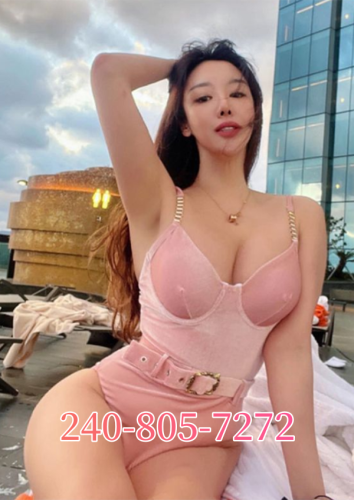 (240)805-7272 is 0and offers nuru massages, asian massage, bodyrubs in Washington and available for incall on rubrankings ☘Hello Dear
☘Beautiful Sweet Available

⭕⭕I am good at playing with your dick.
⭕⭕FS ✨ Kiss ✨ Touch ✨ Lick ✨ Open Minded ✨ Love Nipple Sucking ✨ Nuru Massage B2B
⭕⭕I'm waiting for your sexy cock. ✨I will suck your dick with my sexy lips
⭕⭕I want someone to eat me and fuck me hard

☘I have a strong feeling that you need some exciting sex! ☘
☘I can give your dick a feeling like never before! ☘
☘I am open-minded and enjoy playing... such as sucking and licking my fingers to eat.☘
☘I can play anything,come and play with my big breasts and cute pink kittens.☘

☘Call:240-805-7272
☘Website:www.thegoldenhourgirl.com