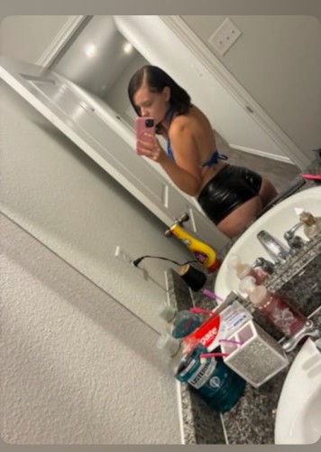 Dallas BodyRubs Offered By (972)818-4232 | Bodyrubs (972)818-4232 is Caucasianand offers nuru massages, asian massage, bodyrubs in Dallas and available for both on rubrankings Hey guys Iโm Alexis ๐
Iโm 20 ๐ enjoying life
I do prefer older gentleman but I can accommodate to younger men as long as you are respectful
๐ you will fall in love with my addicting touch and My soft petite body will be having you needing more of this Eroctic Experienceโฆ
100% real pictures
Please know there is a small deposit for outcalls
๐๐๐
150 qv or car โค๏ธ
250hhr full body Nude sensual
350hr All above plus mutual ๐
Services Offered,
Nuru Body Slide
Body 2 Body
Cuddling
Exotic Dancing
Hot stone massage
Let's Connect, you will be very Happy you did.. I will be waiting to hear from you ๐๐๐