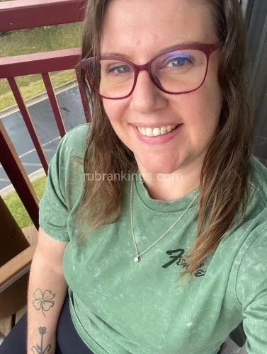 Evansville BodyRubs Offered By (813)430-5138 | Bodyrubs (813)430-5138 is Caucasianand offers nuru massages, asian massage, bodyrubs in Evansville and available for both on rubrankings Description:
Stop Scrolling — You’ve Found the Magic Touch!
Hi there, I’m Julina
If you’re ready to unwind and release all that built up tension, I’m here to help you relax in the comfort and privacy of your hotel or home. I offer spa-quality full body massage, from deep tissue to light touch each session fully customized to your needs, leaving you recharged, refreshed, and smiling.
I cater exclusively to respectful gentlemen and couples.
Light screening is required for all new clients.
I’m available with about an hour’s notice and travel discreetly throughout Evansville, Oakland and surrounding areas.
? $160 per hour
? Yes, my pictures are 100% real and recent!
Available now till late night
Please do not hesitate to introduce yourself!
Thank you,
Julina
Phone- (813) 430-5138
Signal- (813) 430-5138
Telegram- @julinaAdams