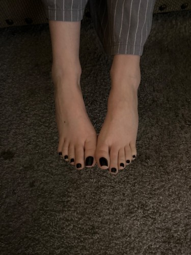 (980)600-0230 is Caucasianand offers nuru massages, asian massage, bodyrubs in Charlotte and available for incall on rubrankings My name is Harper.
 Looking for distinguished and respectful gentleman needing that relaxation that they’re not receiving at home. Come spend some quality time with me. 
Let me massage your entire body giving you the release needed. ❣️❣️
I offer full body massages and offer upgrades once we are familiar.
Incalls only

I’m 27 yrs old
5’3
105
Brunette
Slender with tattoos and an ass to die for!!

Hhr 200
45 minutes 260
Hour 300

Taking appointments ❣️❣️ will be in Charlotte 
September 16 and 17
Taking appointments 

Text me and book your appointment 
I only work during the day, no nights or weekends.