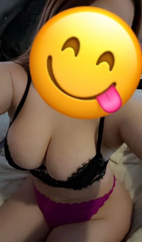 (602)290-8795 is Latinoand offers nuru massages, asian massage, bodyrubs in Phoenix and available for both on rubrankings Chica candente Latina juguetona que quire llenarte de placer.