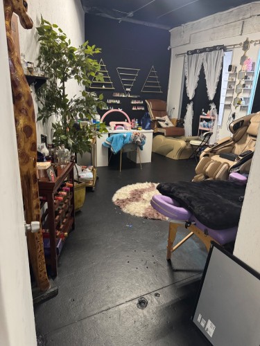 Houston BodyRubs Offered By (405)441-8977 | Bodyrubs (405)441-8977 is Blackand offers nuru massages, asian massage, bodyrubs in Houston and available for both on rubrankings SexyLexHTX here ๐ 405-441-8977
Professional and Licensed massage therapist offering luxury bodywork in the East downtown area .77011 ๐
AVAILABLE TODAY
5 โญ๏ธ Reviews
ASK ABOUT MY FIRST TIME CLIENT WEEKDAY DEALS ๐ฅฐ๐ฅฐ๐ฅฐ
I specialize in:
โข Full body relaxation massage
โข Deep tissue therapy
โข Sugar scrub exfoliation
โขluxury massage chair option for you or a guest !
And ETCโฆโฆ Ask me about them!
Every session is customized to your needs in a discreet, calming environment. Expect professional touch, soothing energy, and an unforgettable experience.
Want a couples massage? Ask about the deal, perks and service !
Respectful clients only.
Appointment only.
I DONT DO DEPOSITS UNLESSS YOU NO CALL NO SHOW!! MUST SEND A DEPOSIT OR YOU CANNOT BOOK WITH ME AGAIN
THIS IS MY ONLY AD ANYTHING ELSE IS NOT ME PLEASE DONT GET SCAMMED !
405-441-8977 IS MY ONLY NUMBER
Send me a TEXT for my prices and massage catalog
Book your escape with SexyLexHTX ๐๐ฝโโ๏ธ