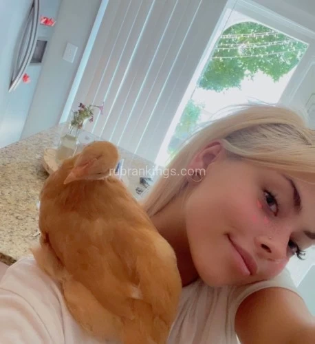 (319)299-8072 is Caucasianand offers nuru massages, asian massage, bodyrubs in Chicago and available for both on rubrankings Looking for a fun, flirty, and unforgettable time? I’m here to please – whether it’s a chill hookup or a sensual massage. In-calls & out-calls welcome. You get beauty, discretion, and real good vibes.

My services includes: 
erotic lick eat & GFE &new 69 style &BBBJ & body to body Nuru massage, anal sex, shower together, kissing and touch me & B2B and hot sex@

Reach Me Anytime:
Discord :collen0076
Phone/Text:3192998072

Let’s make it hot and easy, baby
