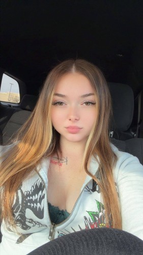 Akron BodyRubs Offered By (440)724-0511 | Bodyrubs (440)724-0511 is 0and offers nuru massages, asian massage, bodyrubs in Akron and available for incall on rubrankings I'm Kylie! Whether you've had a stressful day or just need some aches and pains soothed you should hmu! π We can chat in my private room or you can just sit back and enjoy a body rub! Text or call me babe π