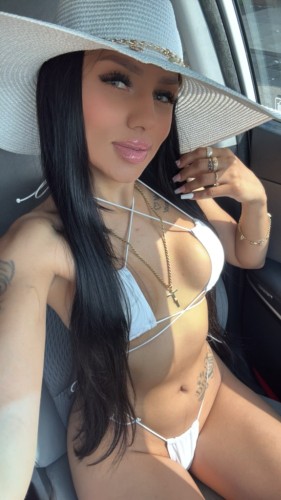 (213)407-3217 is Latinoand offers nuru massages, asian massage, bodyrubs in Los angeles and available for both on rubrankings 📍Beverly Hills 
🍒LATINA🍑
💫Especial today✨️
60X30min
More tips
 🤑 💲 ONLY cash - Zelle 
💋Please ask for Mariana💋
Pregunta por Mariana