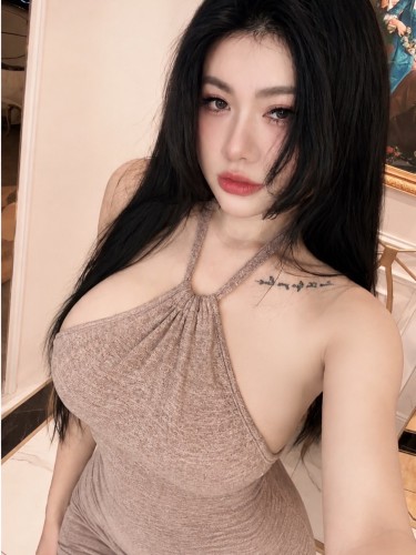 (773)762-6895 is asianand offers nuru massages, asian massage, bodyrubs in Chicago and available for both on rubrankings Hi guys 😊

My name is Alice. Originally from Taipei 🇹🇼

I offer Nuru and GFE. I have been doing this a while, so the session is smooth, not awkward. 34D 23 35, silky skin, down to earth. Not the cold type.

If you want the body slide, we do Nuru 💧 If you want kissing and close time, we do GFE 💋 You tell me. Your visit comes first. Most guys leave with a smile 😊

Text : 7737626895 or 3123503428

Service hours: anytime you call 🌙 Incall + outcall 🏨

Come clean and on time and I will take good care of you ✨