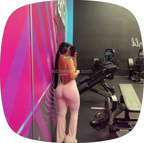 (945)300-8829 is Latinoand offers nuru massages, asian massage, bodyrubs in Dallas and available for both on rubrankings Latina , pelo negro largo, piel clara , nalgas grandes 