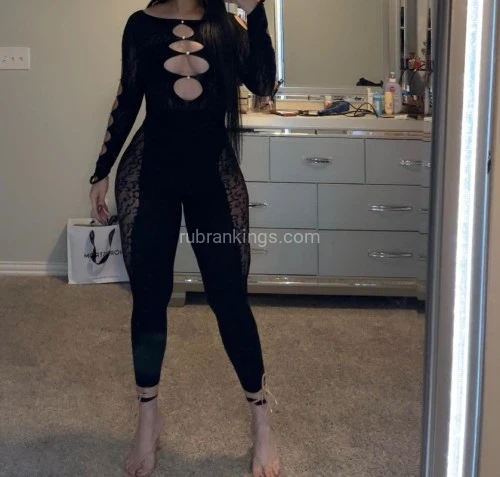 (945)300-8829 is Latinoand offers nuru massages, asian massage, bodyrubs in Dallas and available for both on rubrankings Latina , pelo negro largo, piel clara , nalgas grandes 