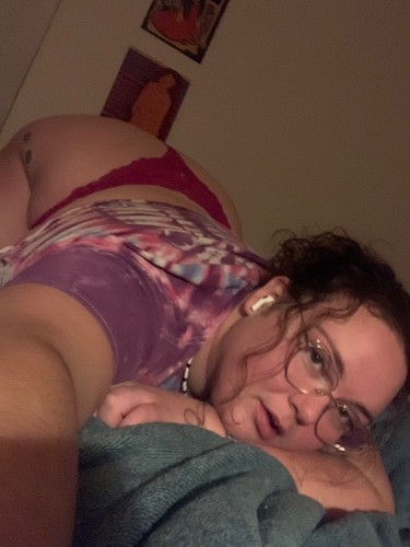 Los angeles BodyRubs Offered By (619)626-1232 | Bodyrubs (619)626-1232 is Caucasianand offers nuru massages, asian massage, bodyrubs in Los angeles and available for outcall on rubrankings Sweet Girl Next Door • GFE + sensual Massage • Out Call OnlyHi, I'm Lula. If you've been looking for that warm, easy, girl-next-door energy, you just found her.I offer a genuine GFE experience paired with a slow, sensual massage with the happiest of endings. Think soft hands, warm oil, and my body gliding over yours while we get to know each other. Im a sweet girl who actually enjoys making you feel good.What you get: • Full GFE connection: kissing, cuddling, real conversation • Nuru massage: slippery, body-to-body, head to toe • Relaxed, unrushed sessions with a girl who's happy to see you. I also offer nude cuddles for a spicy human connection and nursing sessions for mommy lovers. Out call only. I come to you, so you get to stay comfortable in your own space.Discrete, private, low key. Talk soon. xo Rates100/hour nude cuddle sesh150/hour nursing session 150/hour sensual nude massage300/hour GFE