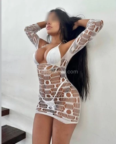 (323)902-9611 is Latinoand offers nuru massages, asian massage, bodyrubs in Los angeles and available for incall on rubrankings Hello! I'm Daphne 24 latina and I'm offering fbsm and b2b massage in North Hollywood. I give an exceptionally great b2b massage working out everything you need ❤️ I'm very fit, curvy sexy and kind, I appreciate your time in booking with me and I love to show that! All my pictures are real and recent! Super clean private upscale location with showers available, When booking please text by introducing yourself and be respectful 💖  Can't wait to meet you!!! 