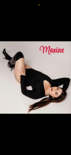 (629)401-7801 is Mixedand offers nuru massages, asian massage, bodyrubs in Nashville and available for incall on rubrankings Gorgeous and lovely with a sensual twist Maxine. You most definitely will want to come back and see her. 