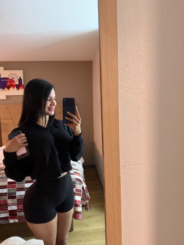 (682)367-4343 is Latinoand offers nuru massages, asian massage, bodyrubs in Dallas and available for both on rubrankings I know exactly why you’re here… So stop imagining me and come inside. I’ve got something special waiting for you tonight… and I promise it’ll leave you wanting more.
