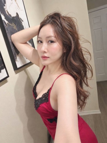 (224)670-4044 is asianand offers nuru massages, asian massage, bodyrubs in Chicago and available for incall on rubrankings Hi, I’m Crystal, 25 yr old curvy 5’-7’ sexy and beautiful real Thai woman. I look forward to seeing you and enjoying your company, please contact me to arrange for us to meet today. I’m nearby in Buffalo Grove off Lake Cook a couple miles west from 294. 

$280 pr hour
$220 30mins

10am-10pm
Cash only

100% real pics

Text or call me at 224-670-4044