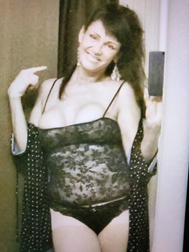 (937)993-4915 is Caucasianand offers nuru massages, asian massage, bodyrubs in Cincinnati and available for both on rubrankings 